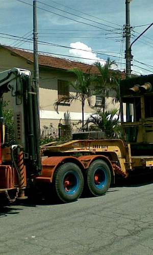 Carreta prancha rebaixada para locação Carreta prancha rebaixada para locação
