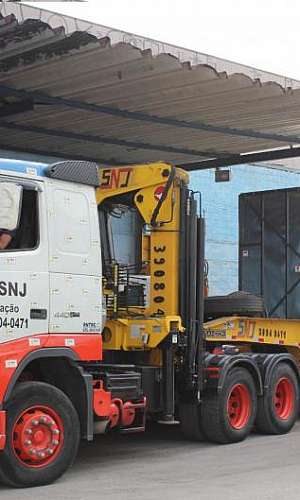 Carreta prancha rebaixada Carreta prancha rebaixada